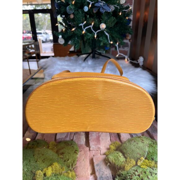 LOUIS VUITTON Yellow Epi Gobelins Backpack VI0935 - Picture 6 of 16